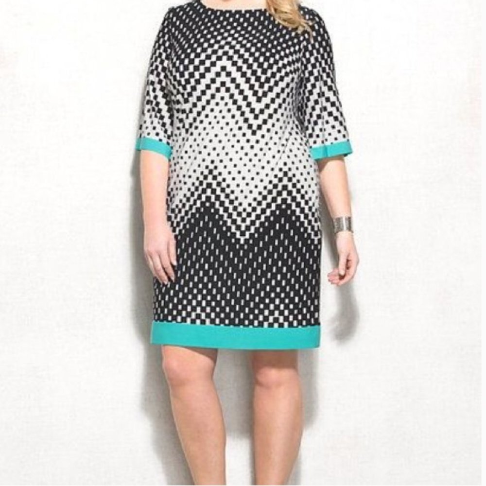 Signature Camryn Dress Plus Size 22W NWT